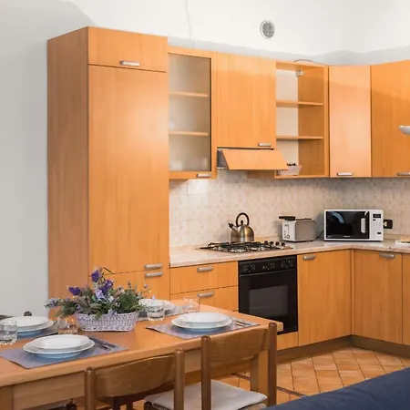 Flats4rent Silvia Apartament *